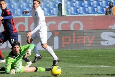 Bosko Jankovic here scores the 3rd goal against Lazio after 12 seconds in the 2nd half; in the first half he has scored also 2-0